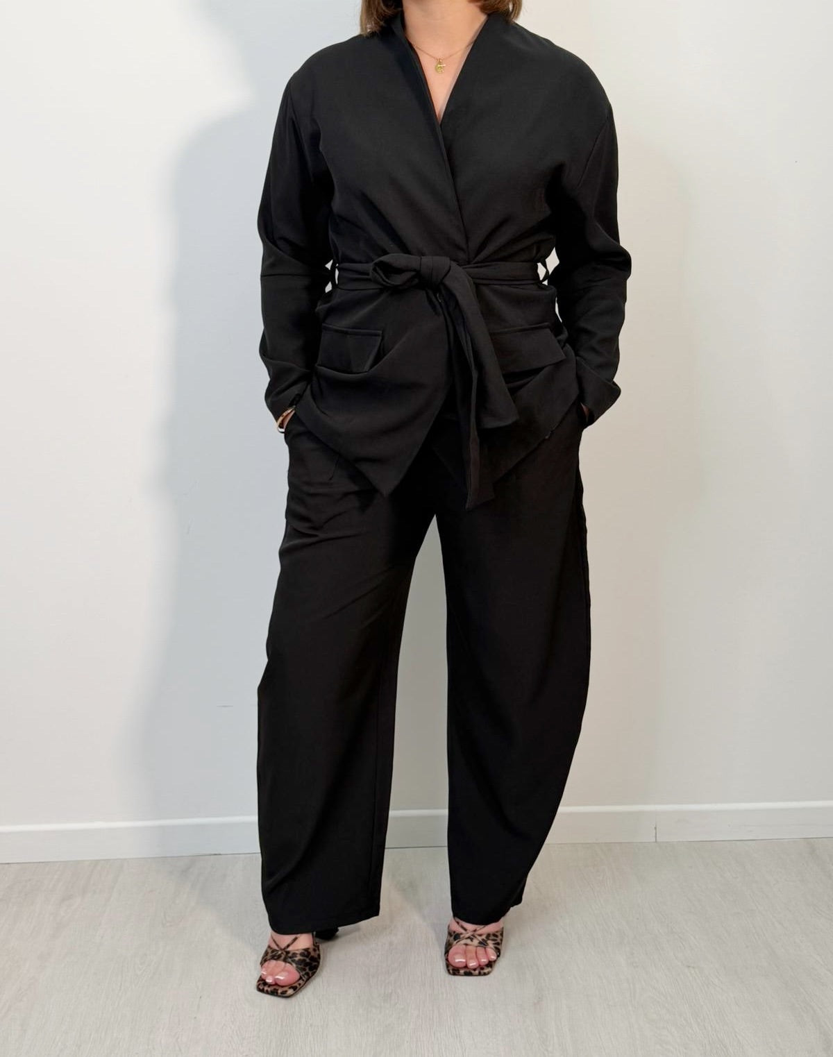 Ensemble noir